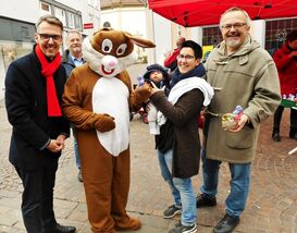 Mit Lars Castellucci MdB und dem Sinsheimer Osterhasen bei der letztjährigen SPD-Osteraktion